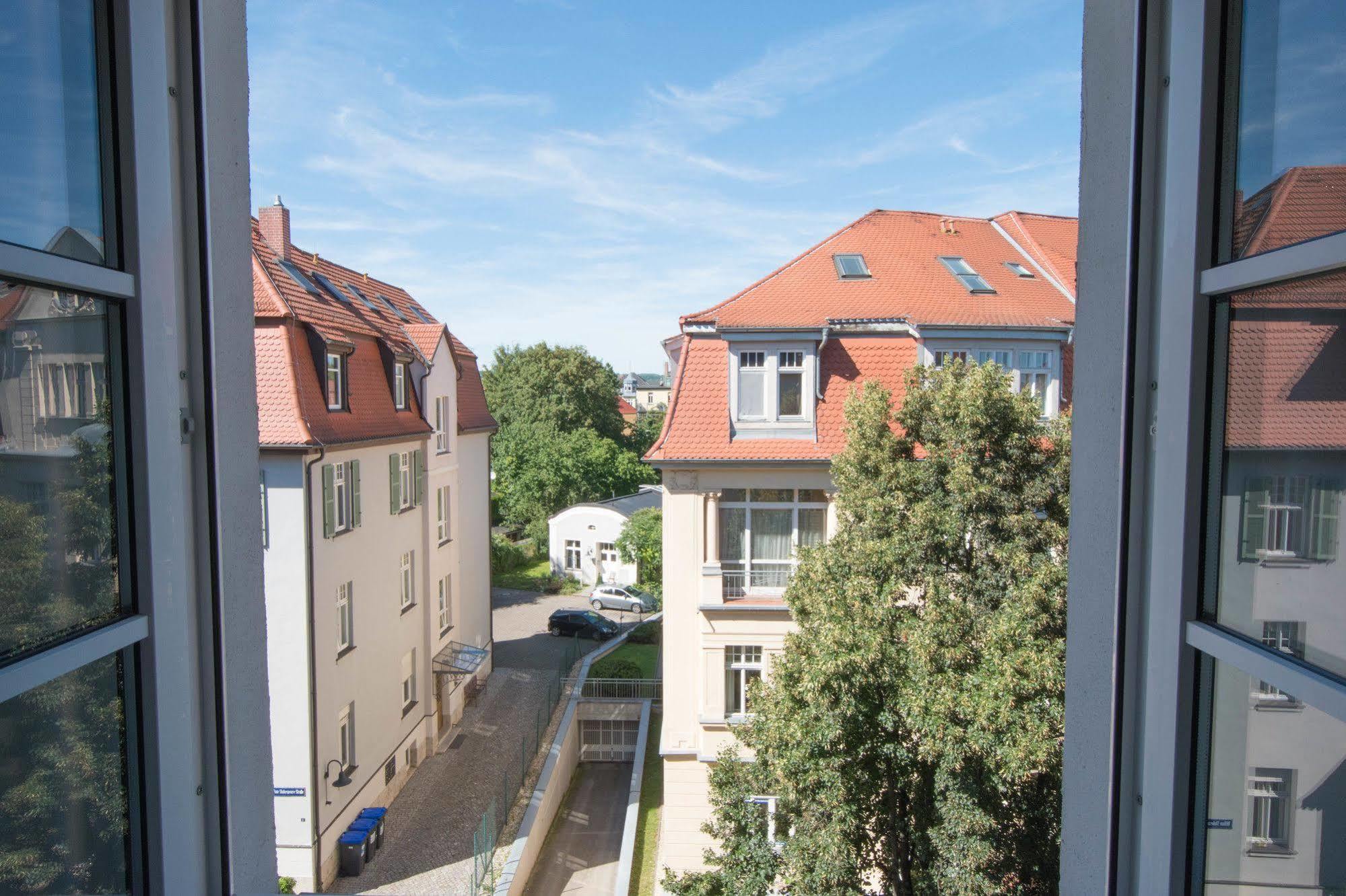 Modern Design Im Klassischem Altbau Weimar  Extérieur photo